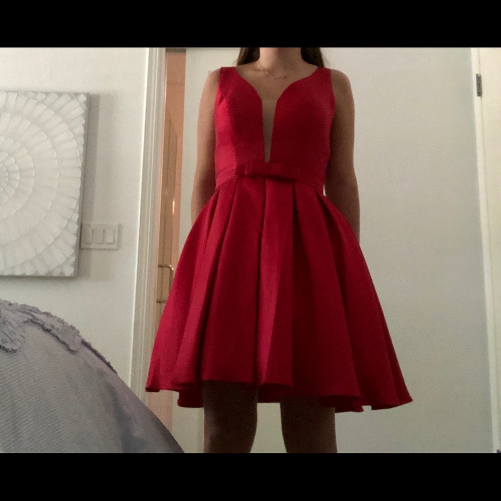 SHERRI HILL RED HOCO DRESS!